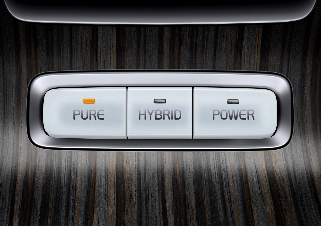 Driving mode button "PURE" - V60 Plug-in Hybrid
