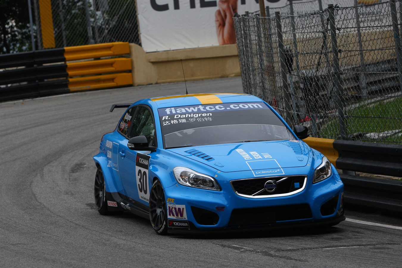 Robert Dahlgren in a Volvo C30, Macau WTCC (World Touring Car Championship)