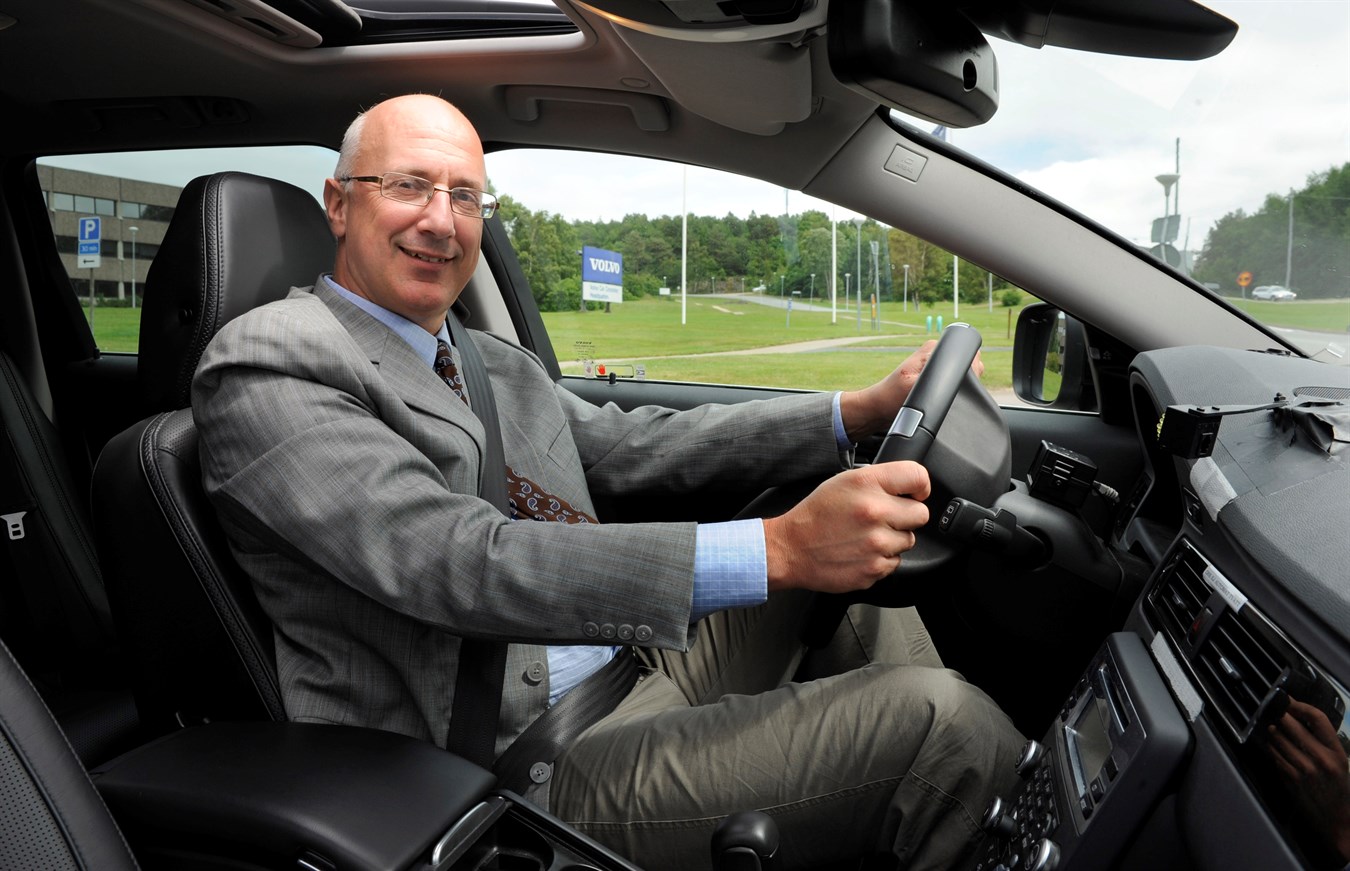 Volvo Sicherheitssysteme senken das Risiko eines  Auffahrunfalls auf der Autobahn um mehr als 40 Prozent