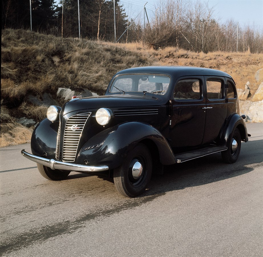 VOLVO PV801-10 (1938-1947) - Volvo Car USA Newsroom