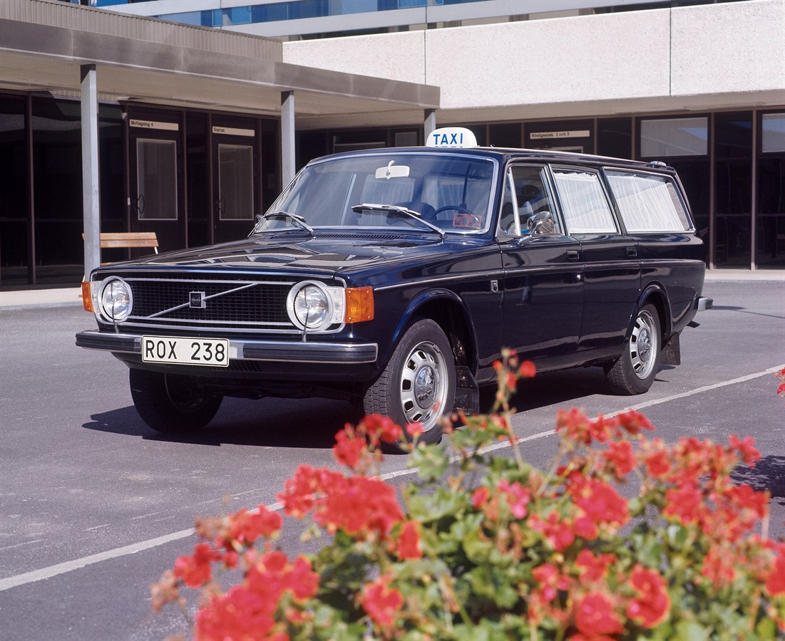 Volvo 145 Taxi