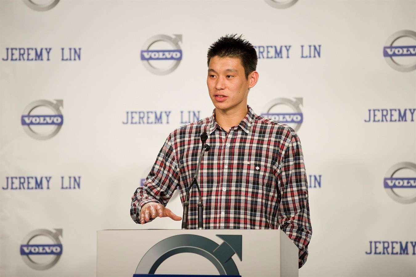 Jeremy Lin at the March 19, 2012 press conference in New York