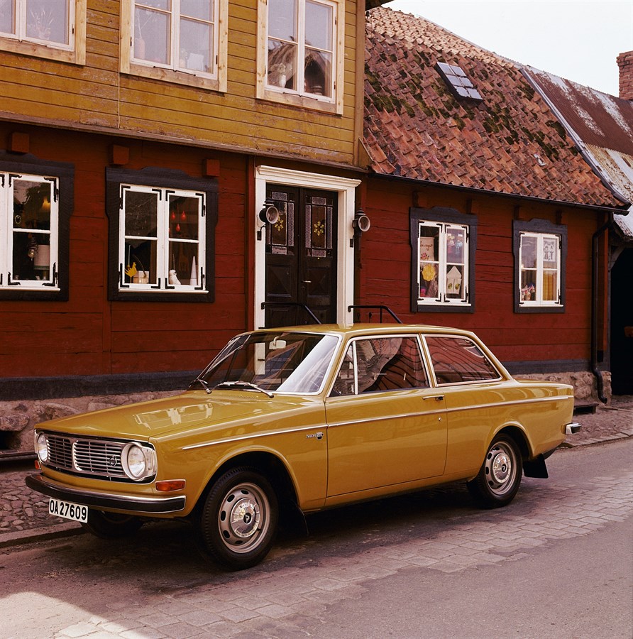 VOLVO 142 (1967-1974) 