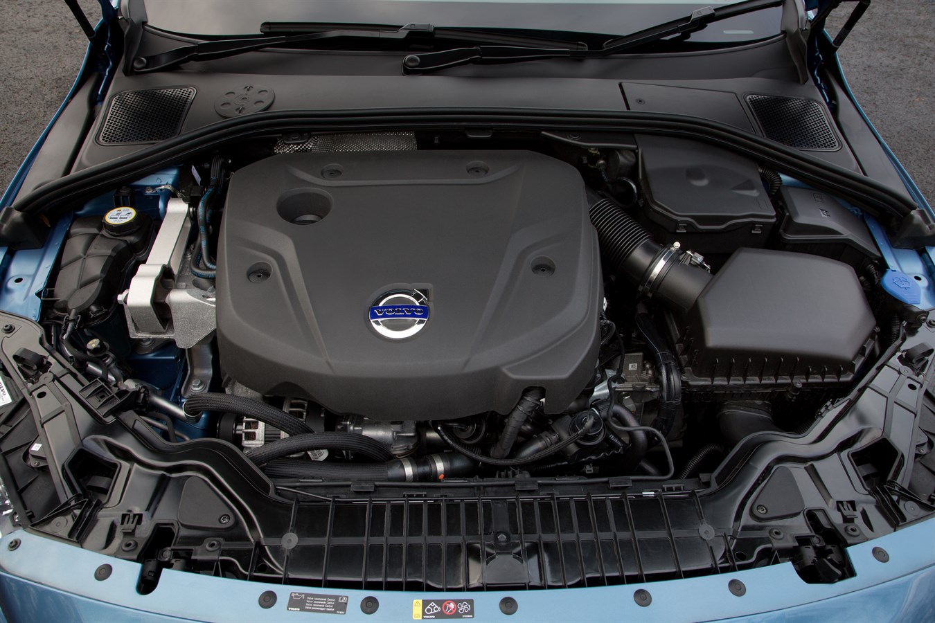 Image of the new D4 Drive-E engine bay