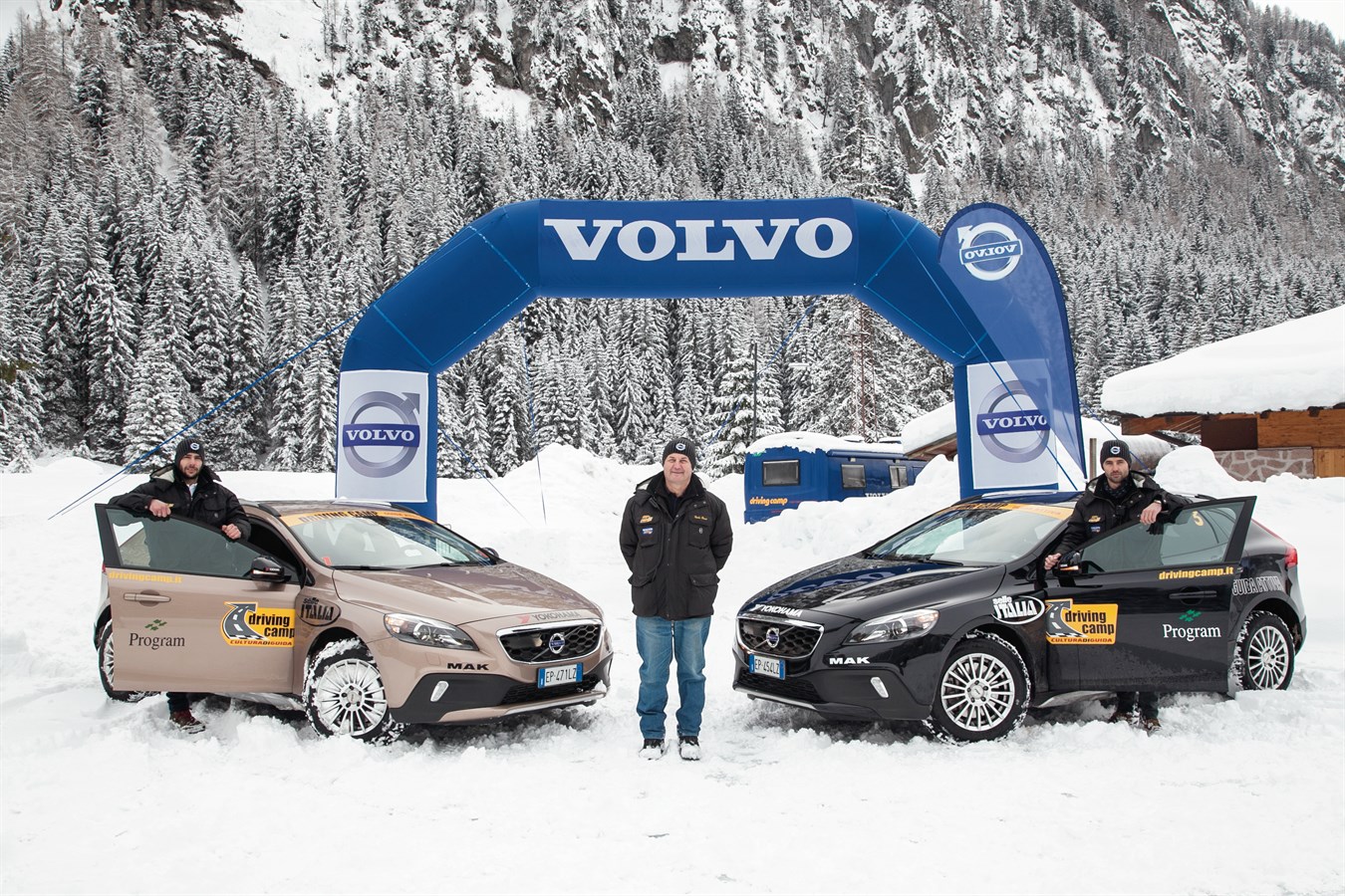 Cross Country Camp: Volvo ancora insieme a Carlo Rossi per promuovere la guida sicura con i test drive di prodotto