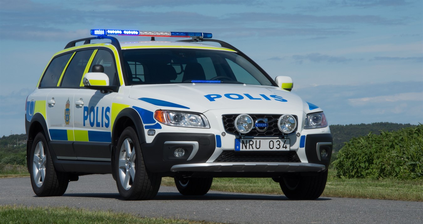 Model year 2014 Volvo XC70 D5 AWD police car (Swedish livery)