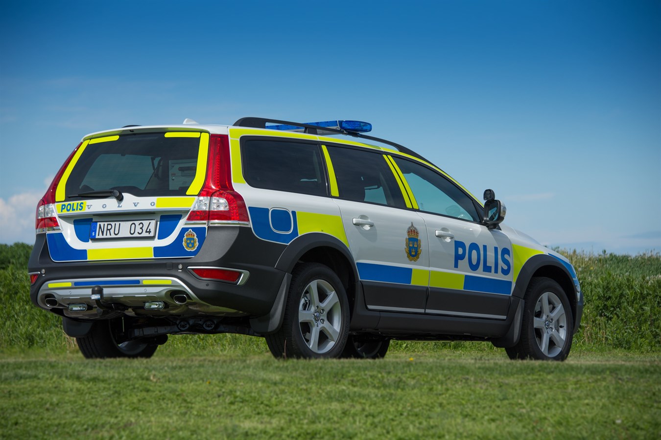 Model year 2014 Volvo XC70 D5 AWD police car (Swedish livery)