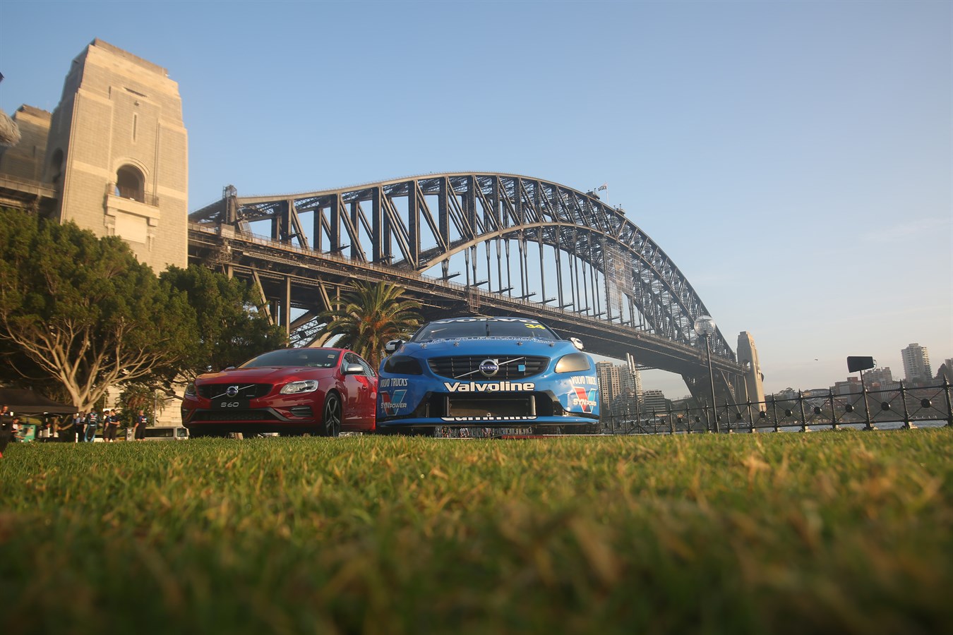 Volvo S60 V8 Supercar makes its debut in Sydney
