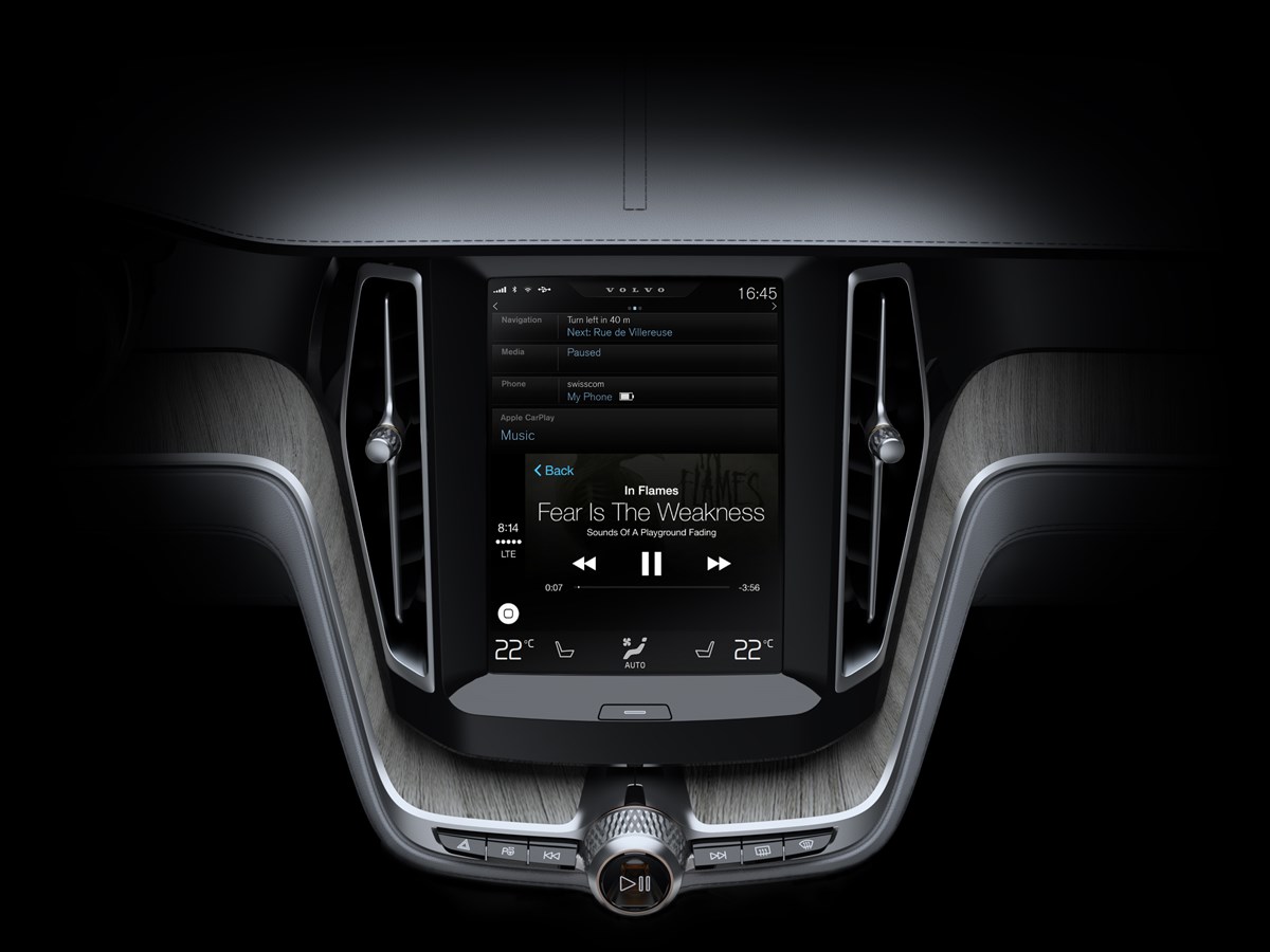 Volvo Car and Apple forge global alliance