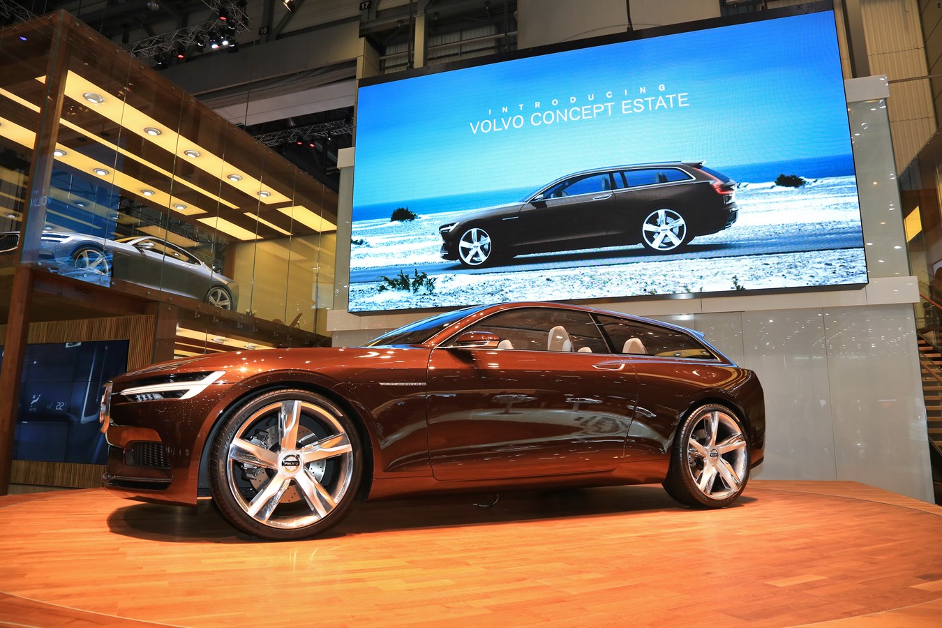 Volvo Concept Estate & Edition Volvo Ocean Race & Moteurs Drive-E - Genève 2014 