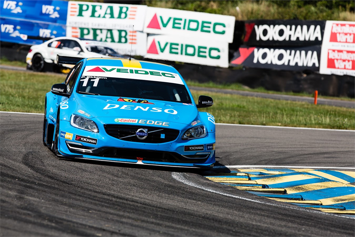 Volvo Polestar Racing redo för slutspurten av STCC 2014