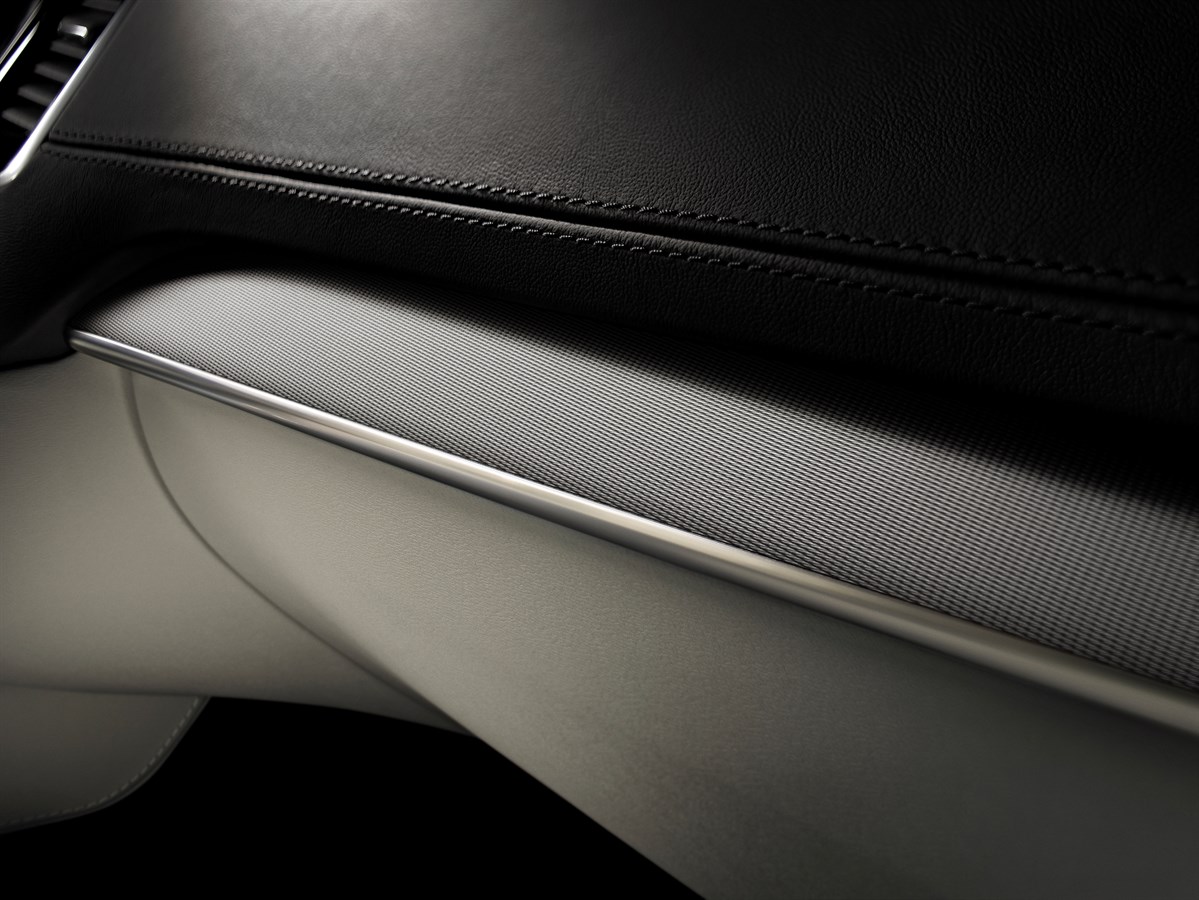 The all-new Volvo XC90 – interior detail with Metal Mesh inlay