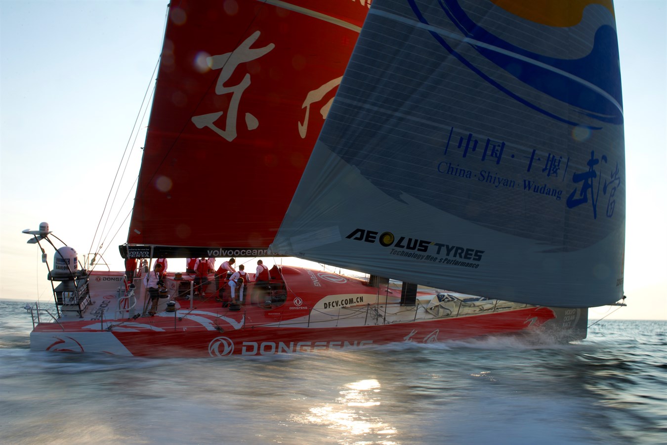 Volvo Ocean Race 2014/2015: Team Dongfeng (China)