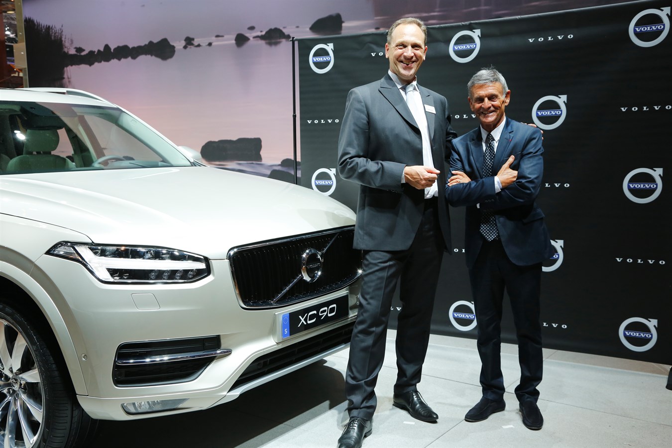 Volvo XC90 - Mondial de l'Automobile 2014 soirée VIP Yves Pasquier-Desvignes & Bernard Darniche