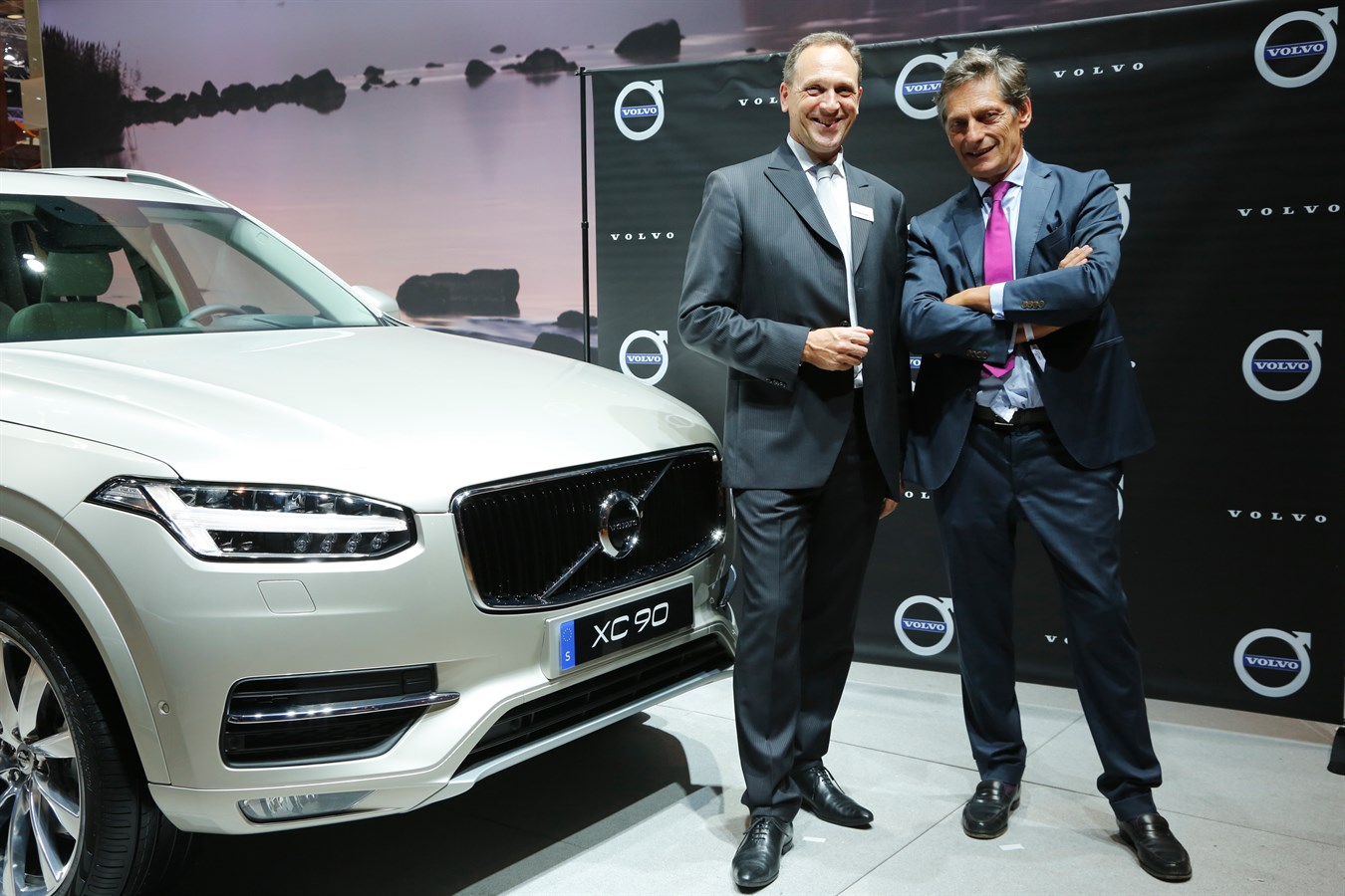 Volvo XC90 - Mondial de l'Automobile 2014 soirée VIP Yves Pasquier-Desvignes & Nicolas de Tavernost 