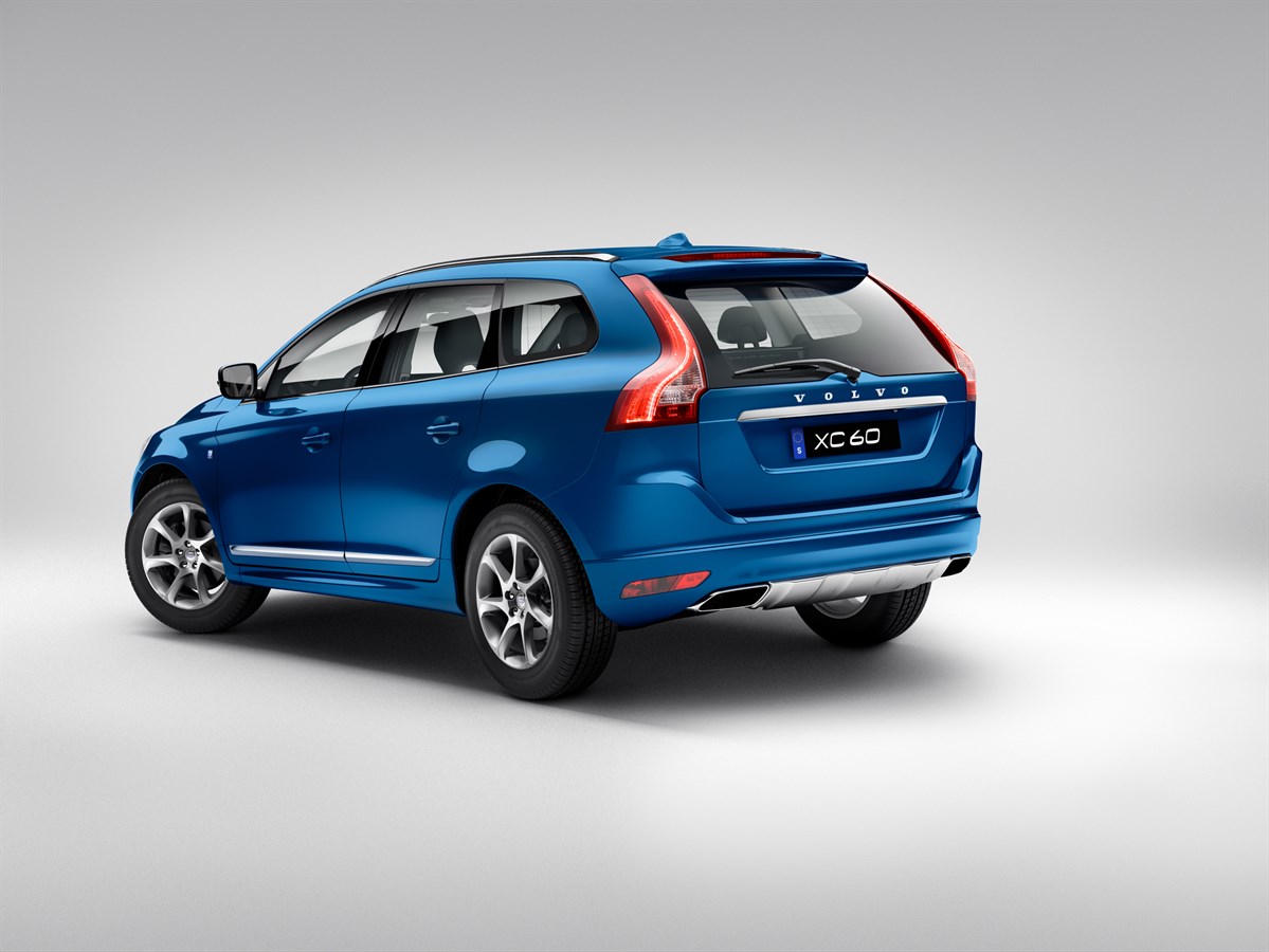 Volvo Unveils Limited Edition Volvo Ocean Race XC60 at Miami International Auto Show