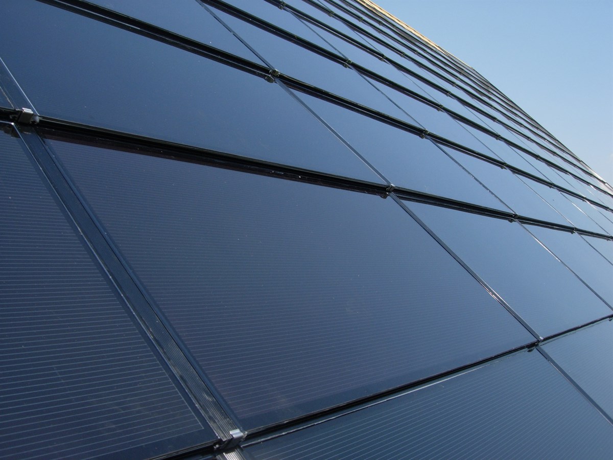 "One Tonne Life" solar cells