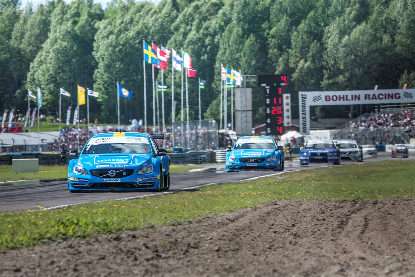 Björk och Ekblom dubbelsegrar till STCC-teamtitel för Volvo Polestar Racing