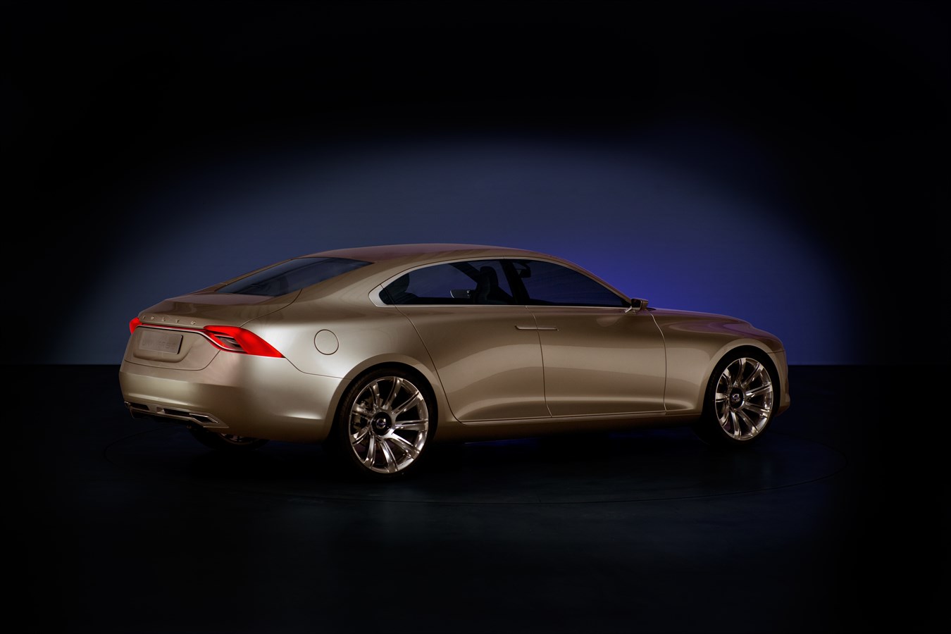 Volvo Concept Universe, side/rear