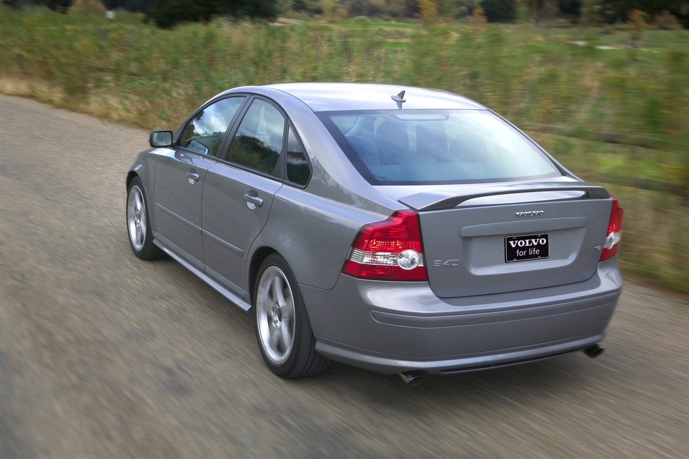 Volvo S40 Country Driving