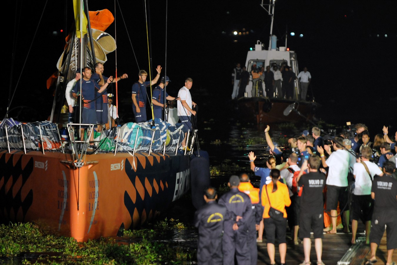 Ericsson 4, Skippered by Torben Grael, arrive in Cochin, India, to win the second leg of the Volvo Ocean Race 2008-09.