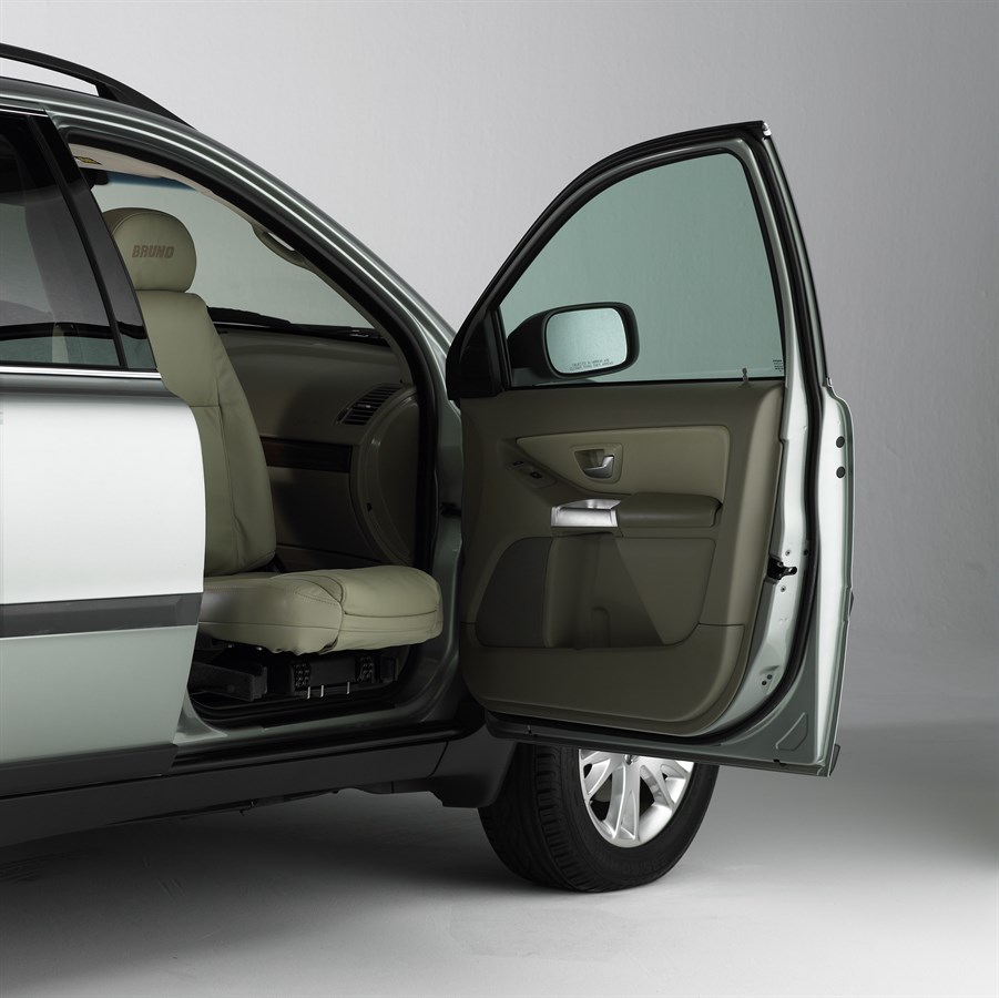 Mobility - Volvo XC90 - Chair Step 3