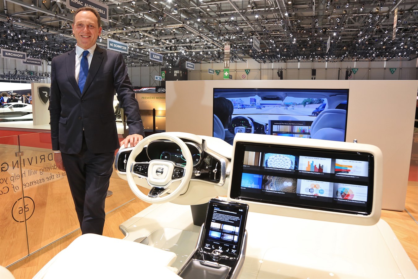 Yves Pasquier-Desvignes Président Volvo Car France et le Concept 26 - Salon de Genève 2016