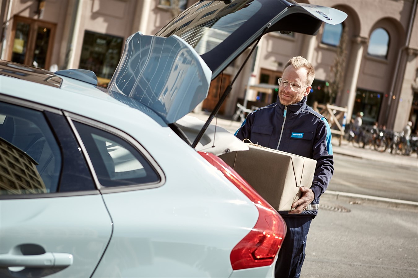 Volvo In-car Delivery växer med fler leverantörer