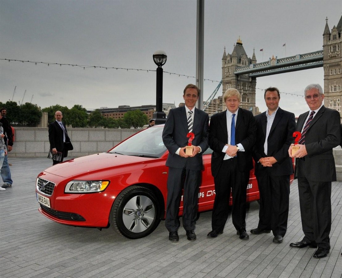 Volvo S40 DRIVe 1.6D with Start/Stop wins the What Car? Green Car of the Year