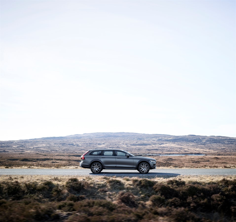 New Volvo V90 Cross Country Driving Matte