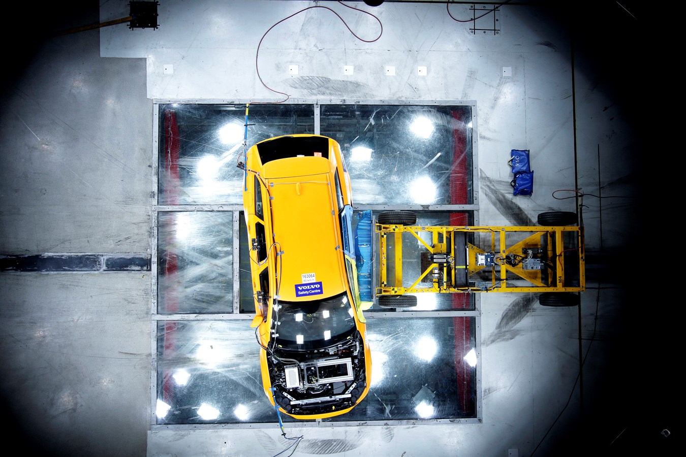 New Volvo V90 Cross Country Crash Test - Side Impact Collision