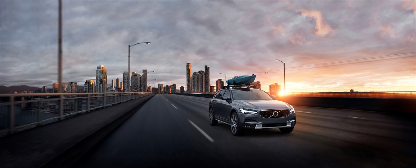 Volvo V90 Cross Country – A Getaway Car For Good Reason