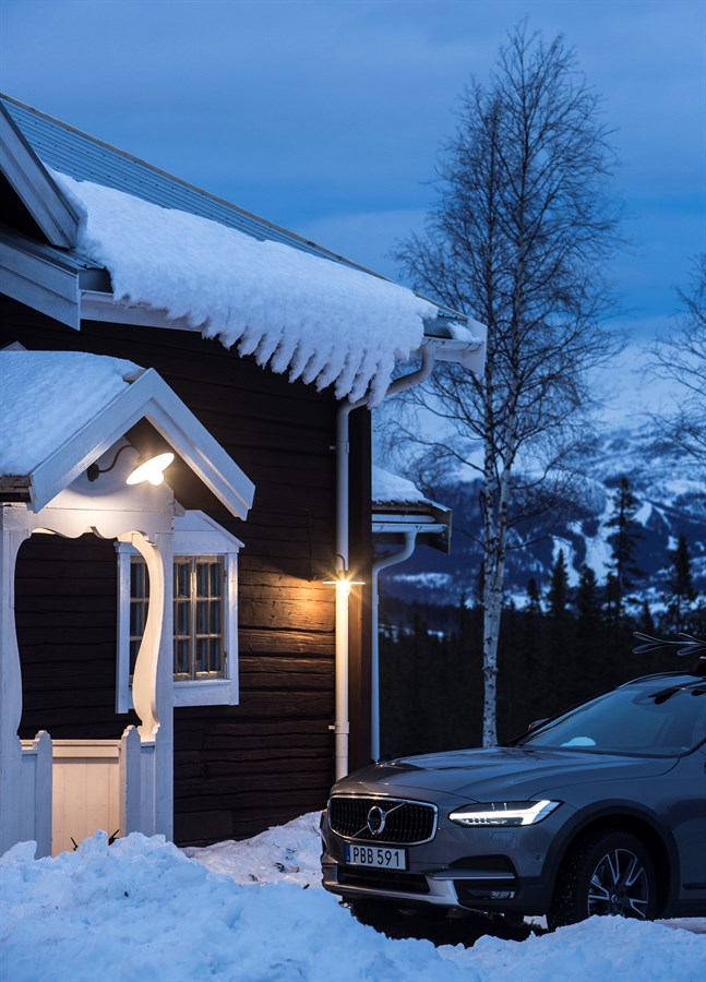 Volvo V90 Cross Country by the Get Away Lodge