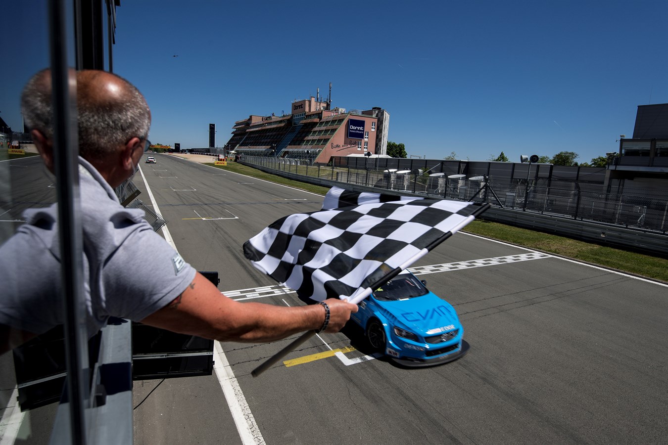 Historic double victory and World Championship lead at the Nürburgring