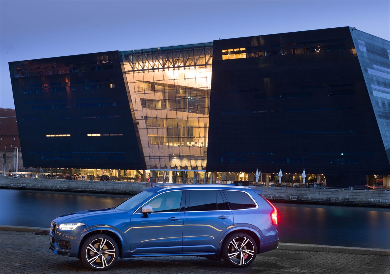 Volvo XC90 R-Design - model year 2016