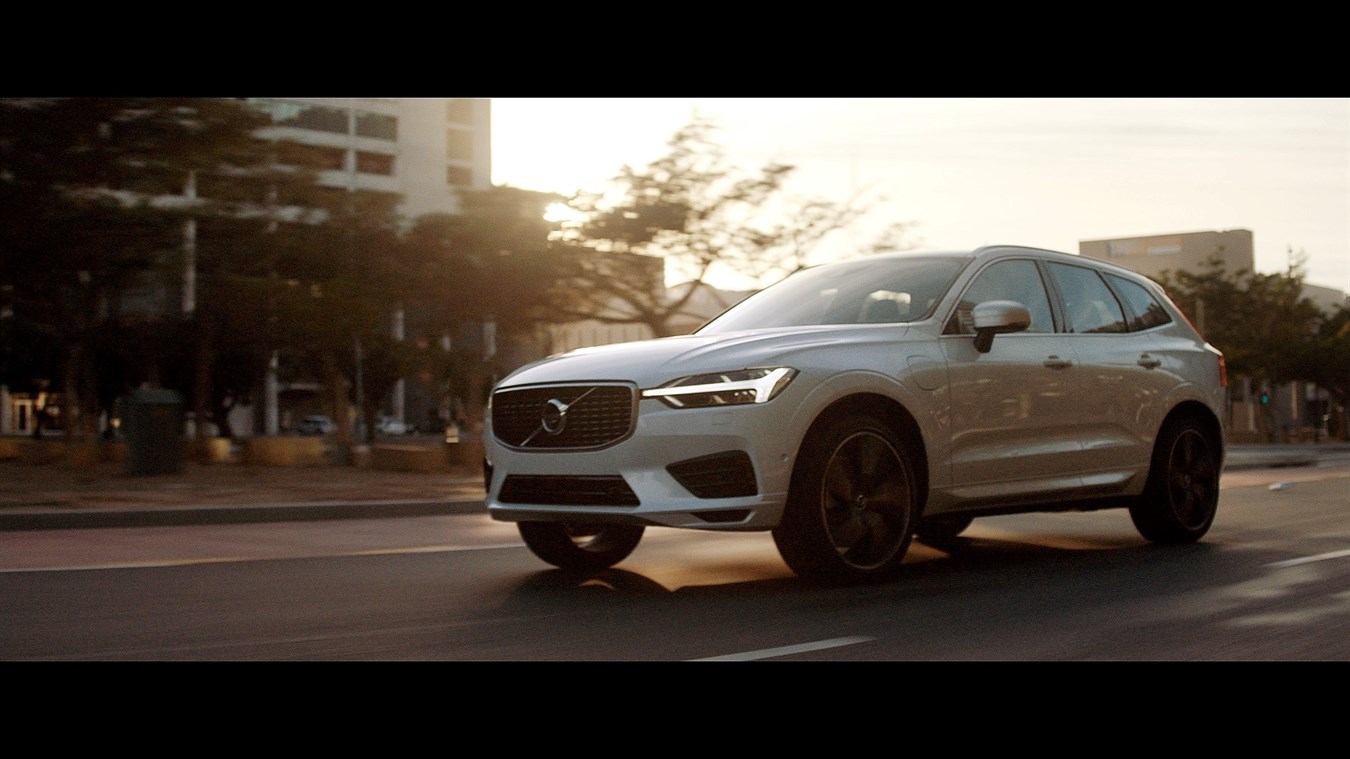 Volvo Cars premiärvisar känslosam kampanj om säkerhet