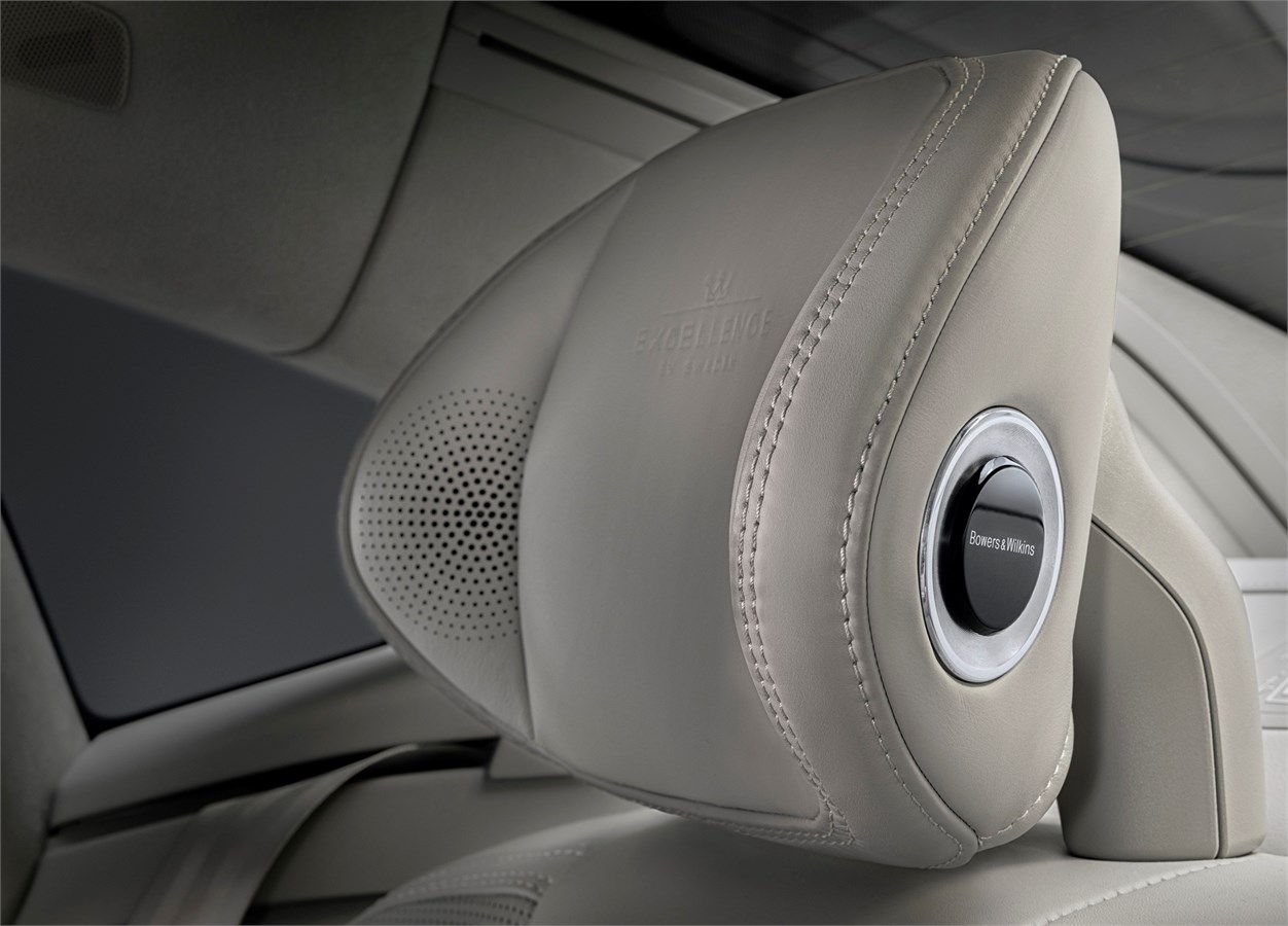 沃尔沃S90 Ambience 概念车专属头枕内扬声器