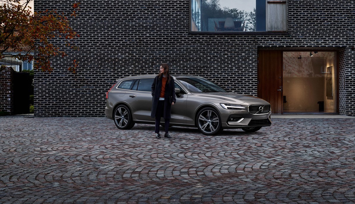 Volvo Reports - Decluttering the State of Luxury