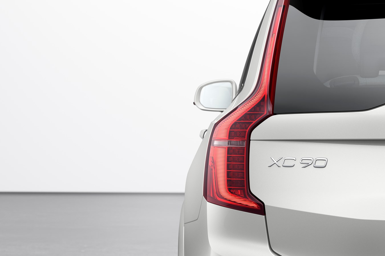 The refreshed Volvo XC90 Inscription T8 Twin Engine in Birch Light Metallic