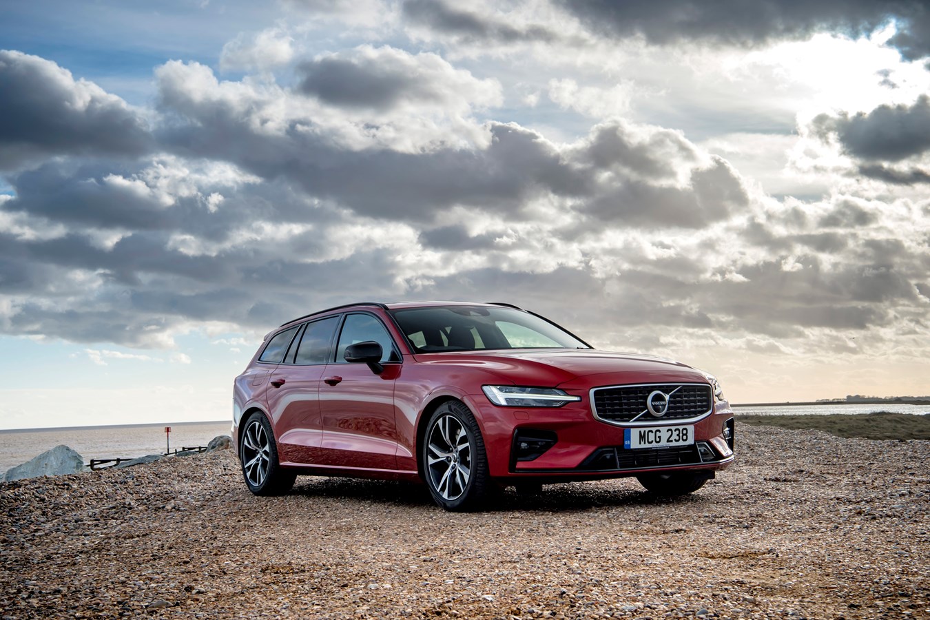 Volvo wins the first Car Manufacturer of the Year title in honours hat ...