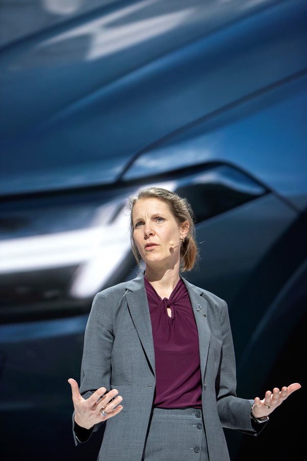 Volvo Cars Moment – Safety Live Images