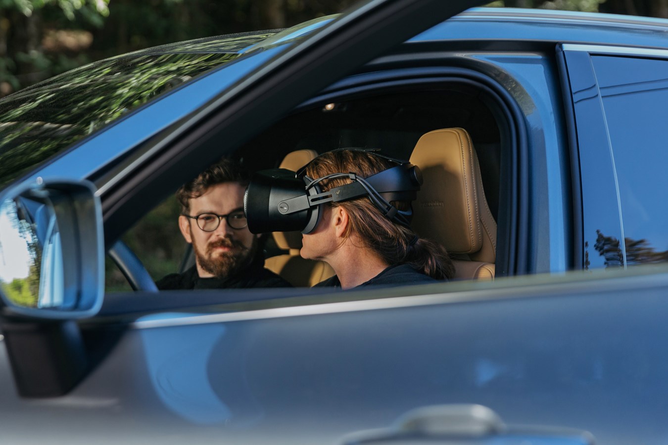 Fahrzeugentwicklung mit Varjo XR-1 Mixed-Reality-Headset: Volvo und Varjo verschmelzen reale und virtuelle Welt