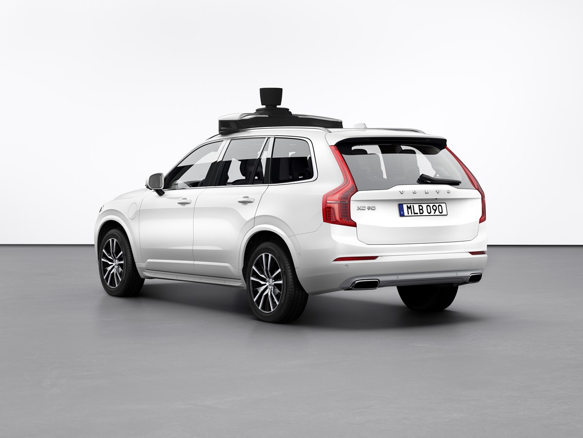 Volvo und Uber präsentieren selbstfahrendes Auto 