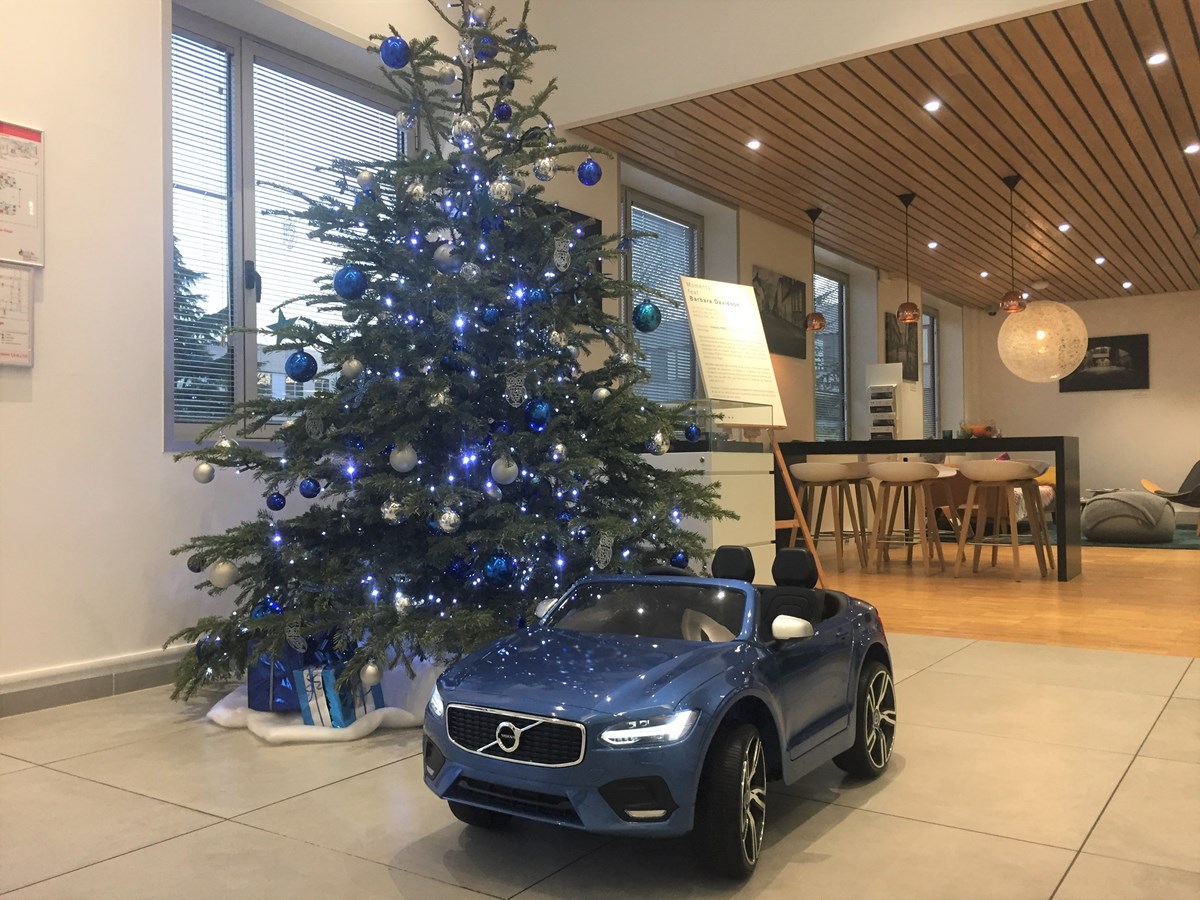 L'équipe Communication Corporate Volvo Car France vous souhaite de joyeuses fêtes de fin d'année