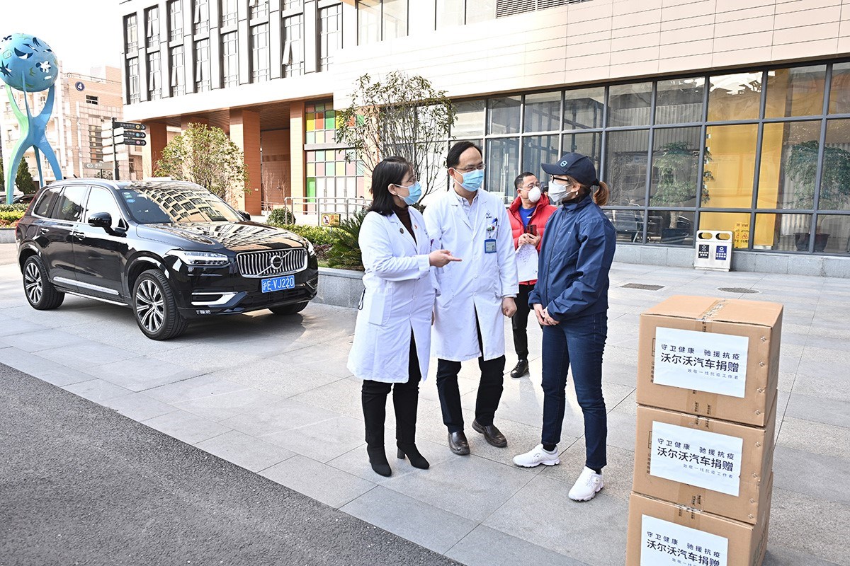 首批医疗物资运抵上海儿童医学中心