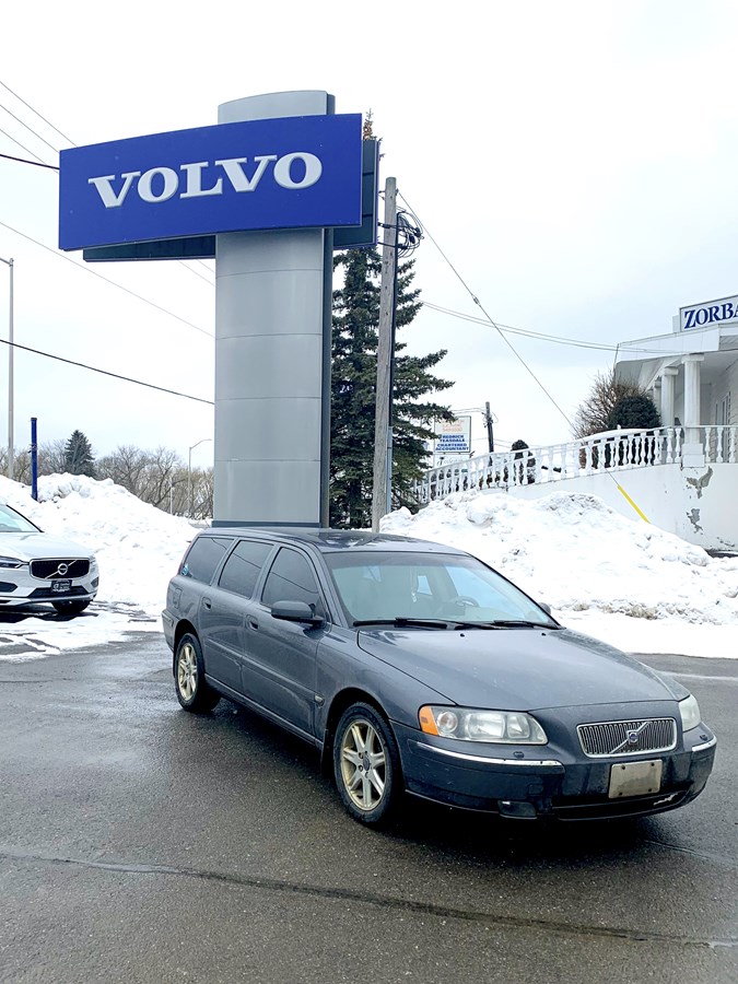 Volvo Cars Canada Celebrates Customer Surpassing 1 Million Kilometres