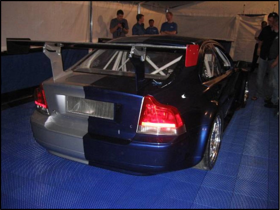 2005 S60 R World Challenge Car