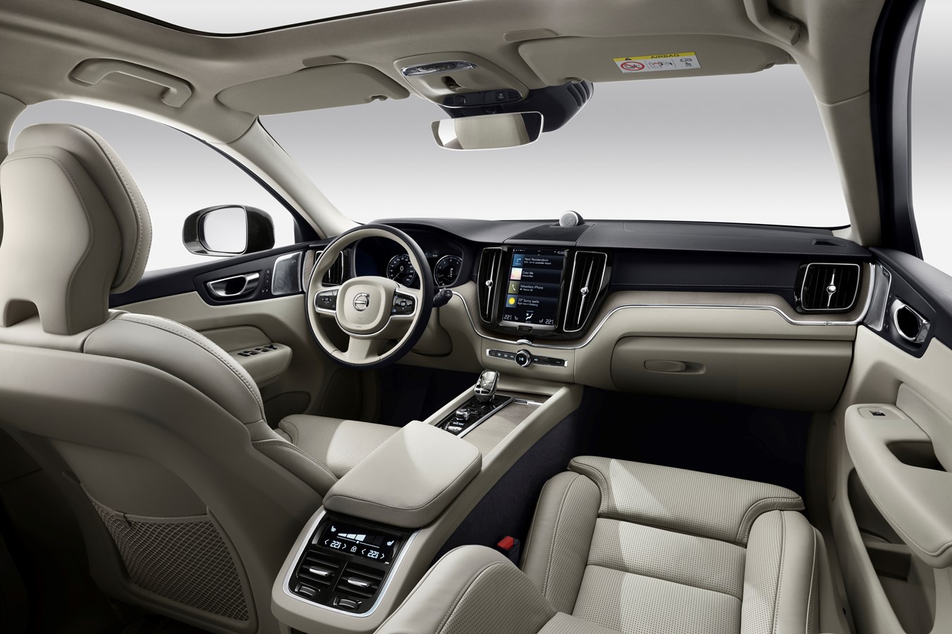 XC60 Inscription expression, Leather Fine Nappa Perforated Blond in Blond/Charcoal interior 