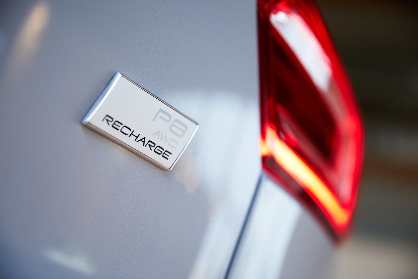 Volvo Cars XC40 Recharge - details