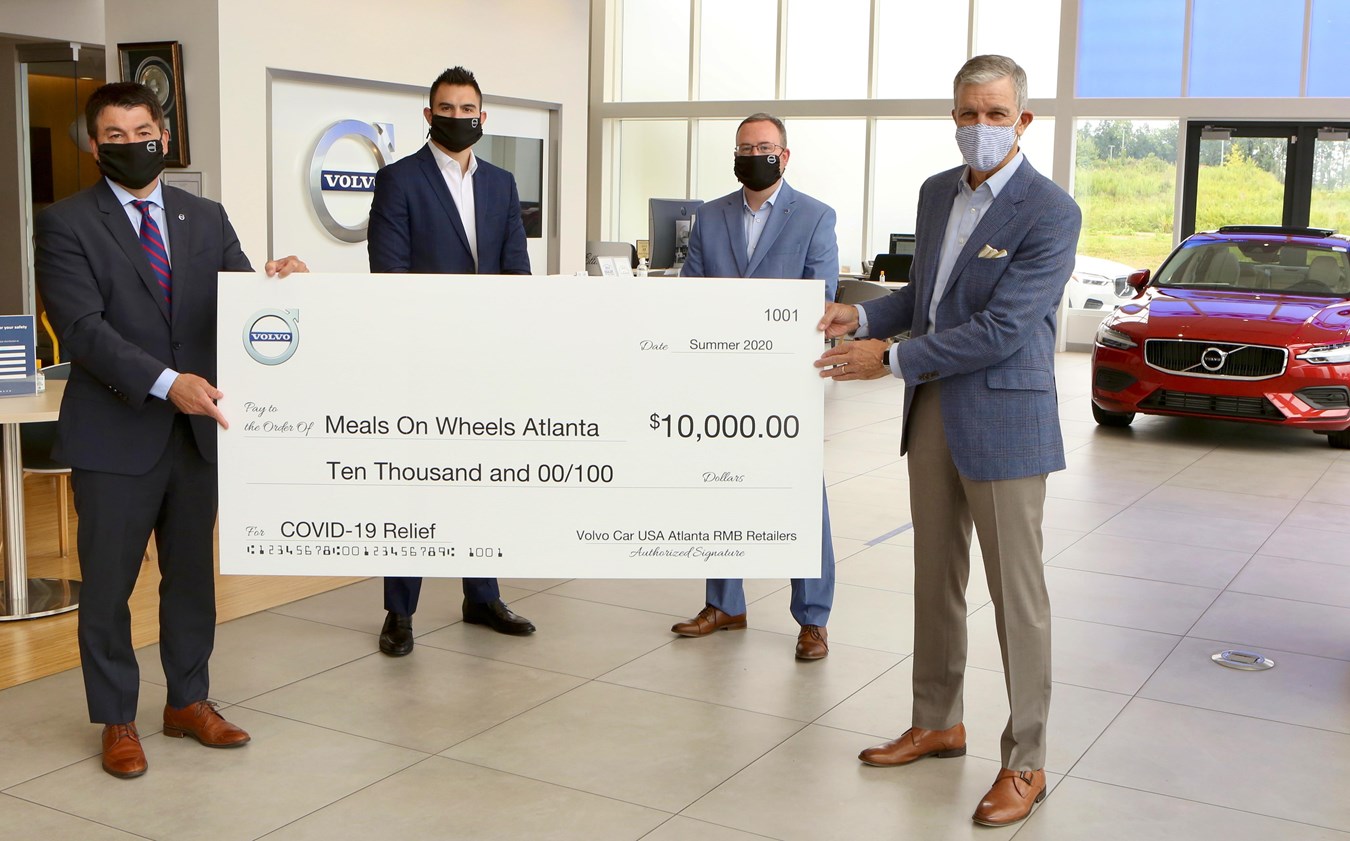 Atlanta Volvo retailers help provide 2,500 meals for low-income seniors affected by COVID-19